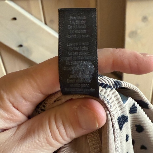 Beach Riot Ayla Spotted Print Activewear Legging - Picture 4 of 6